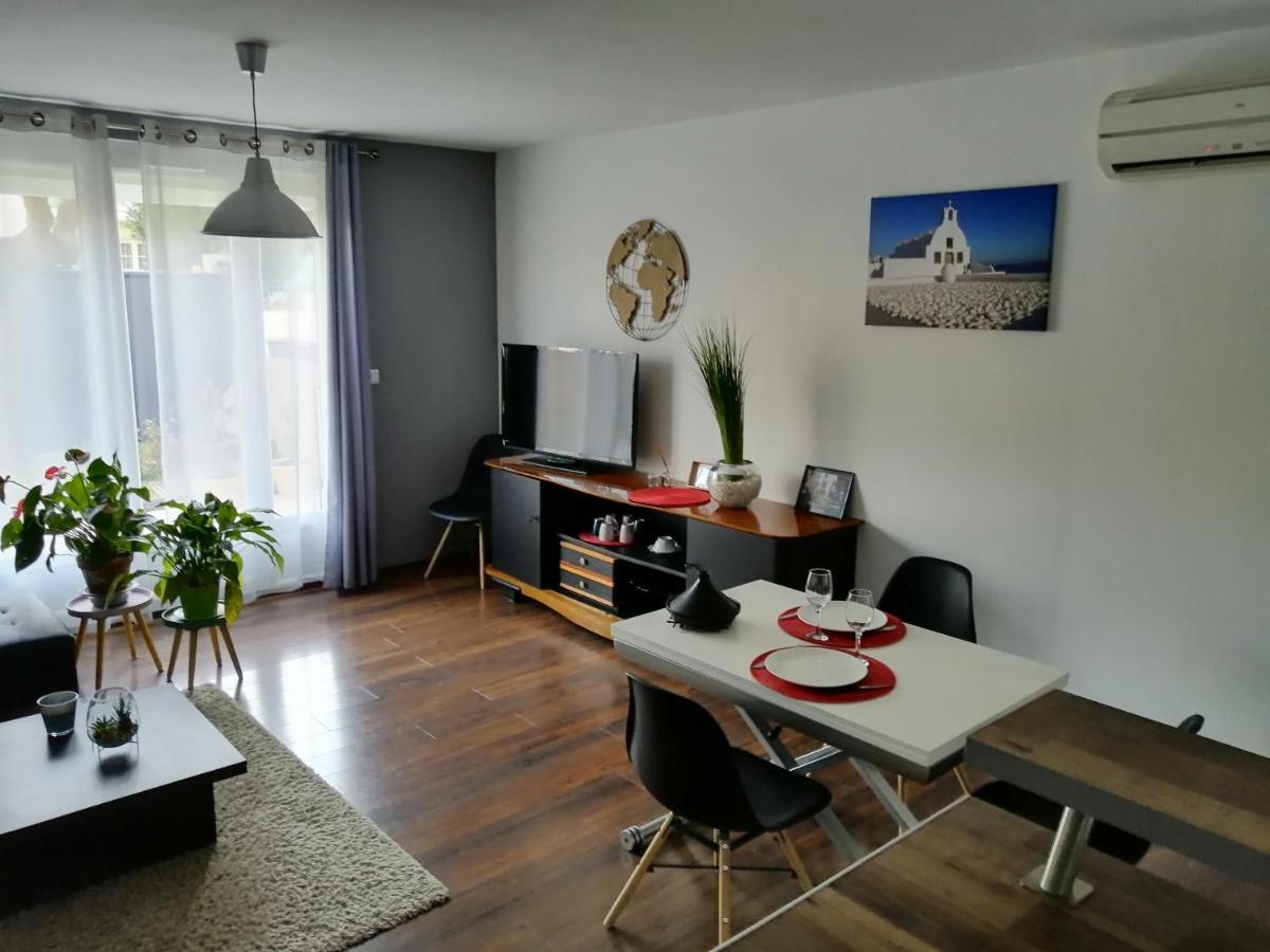 La Maison De 6Fran Appartement 1 Calme Et Spacieux Ambiance Familiale Valros Exterior foto
