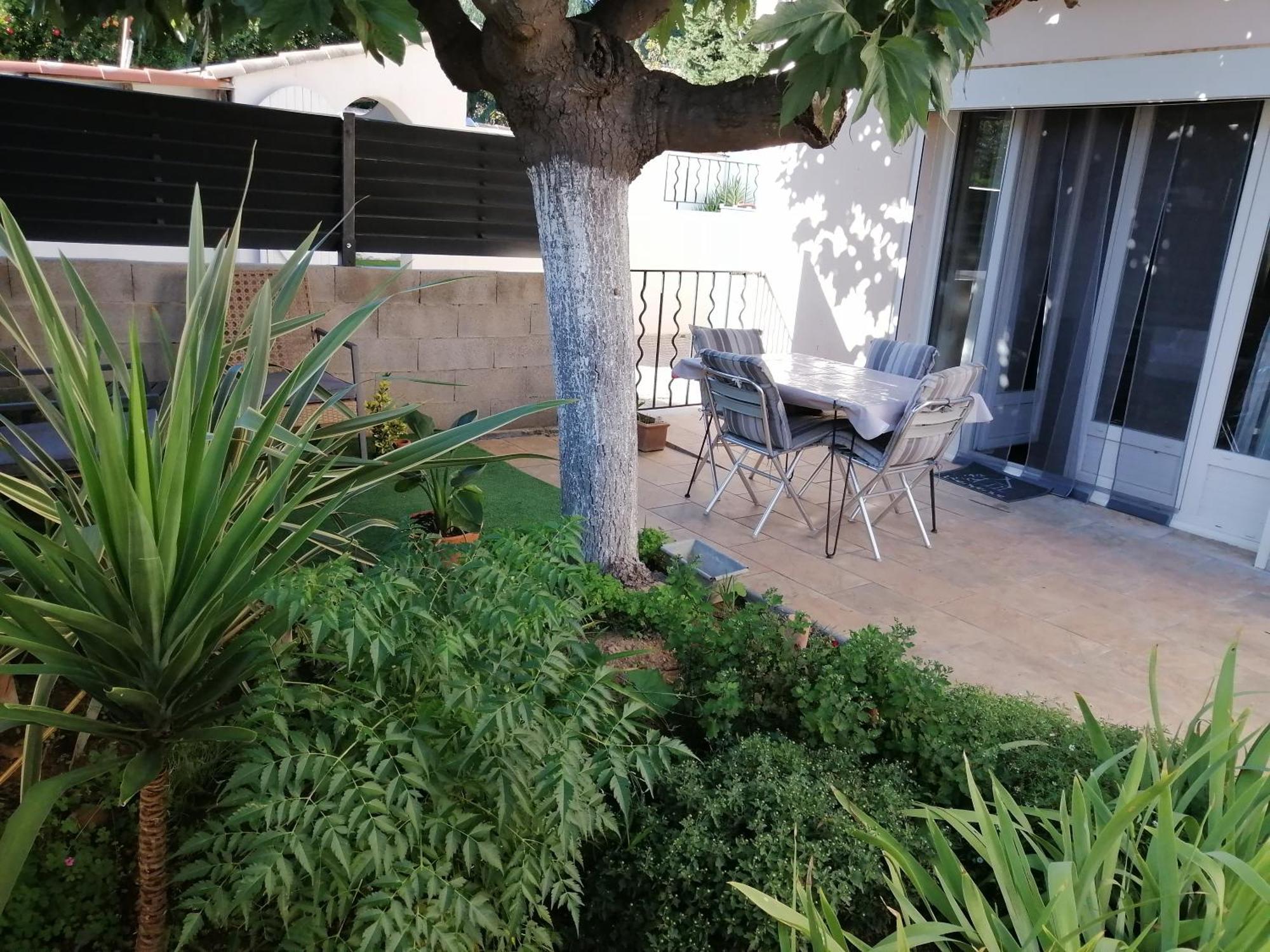 La Maison De 6Fran Appartement 1 Calme Et Spacieux Ambiance Familiale Valros Exterior foto
